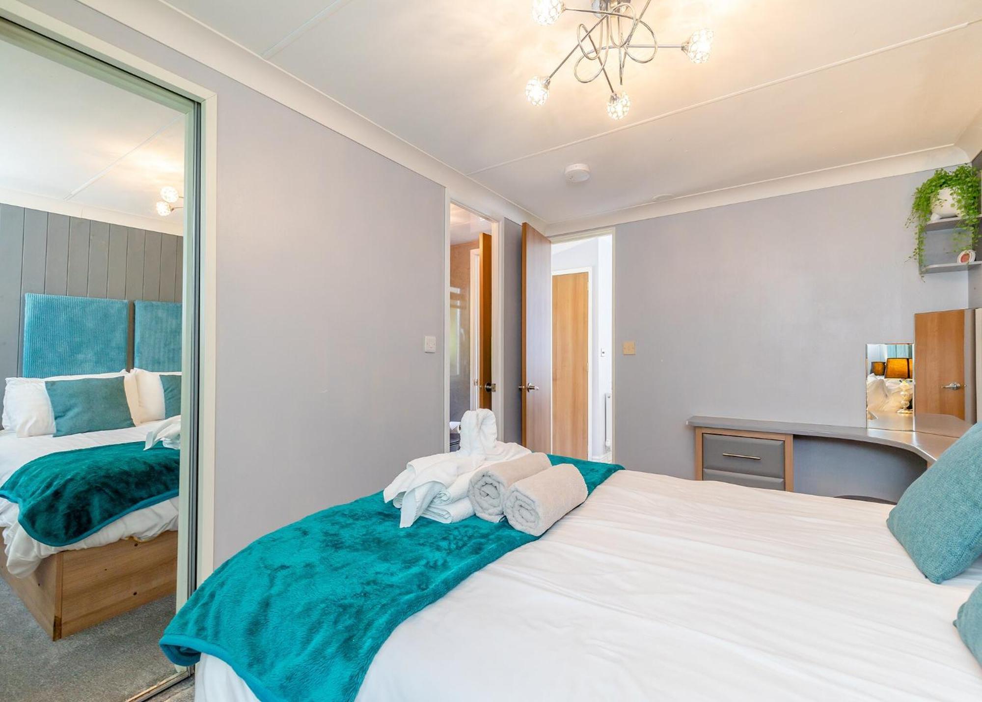 Longnor Wood Holiday Park المظهر الخارجي الصورة