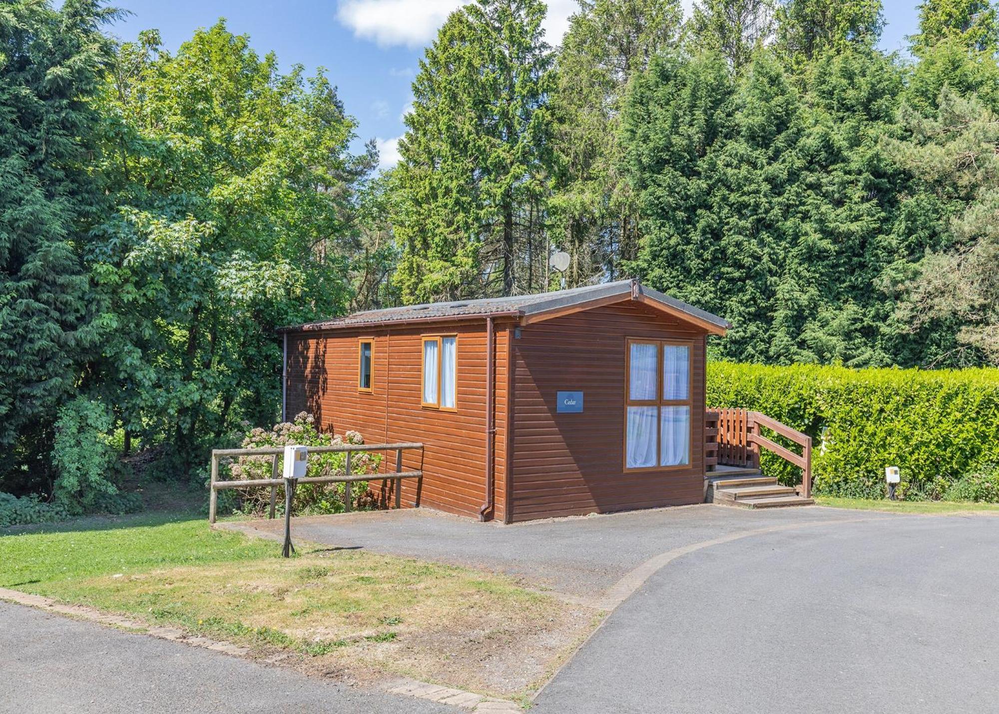 Longnor Wood Holiday Park المظهر الخارجي الصورة