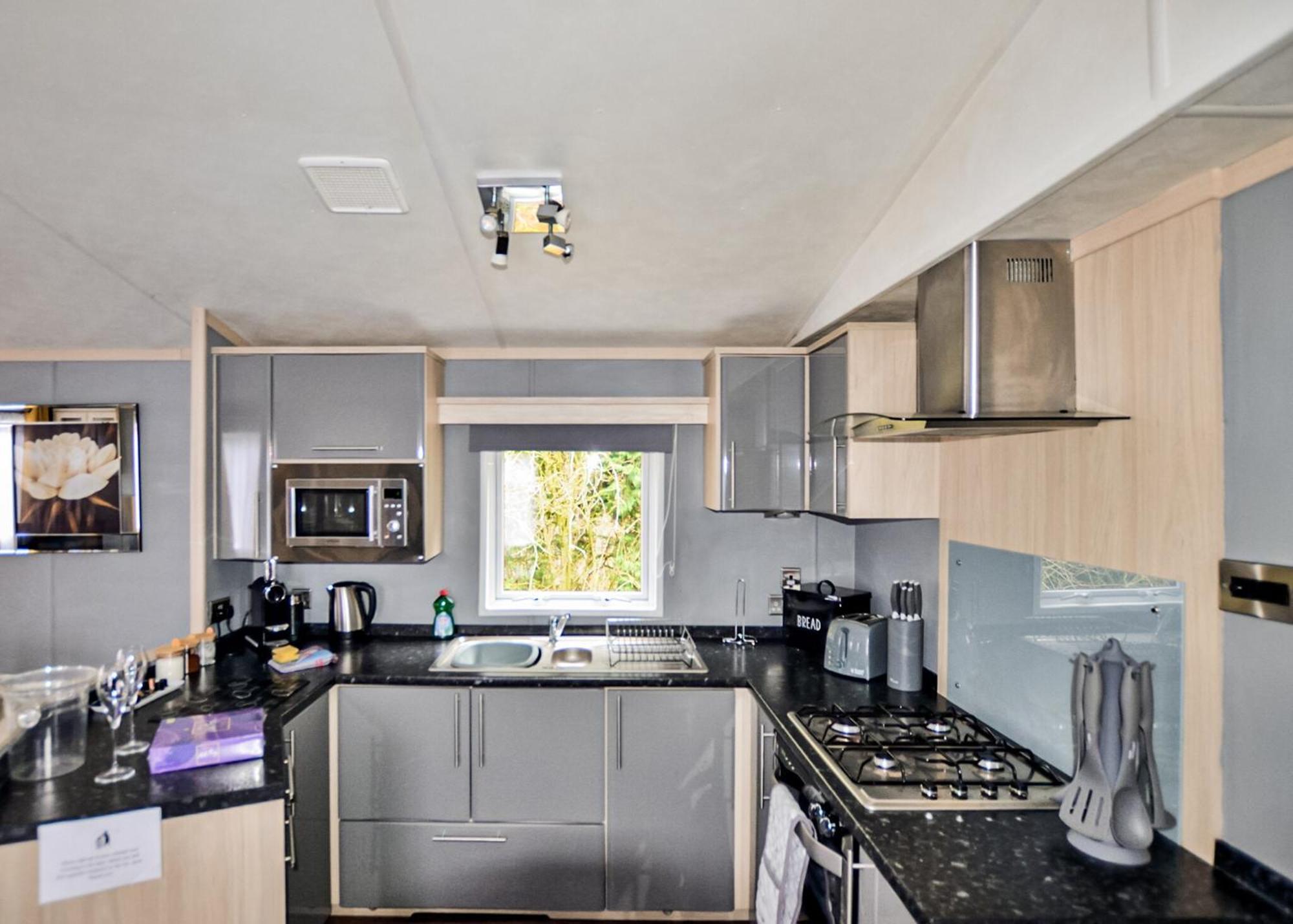 Longnor Wood Holiday Park المظهر الخارجي الصورة