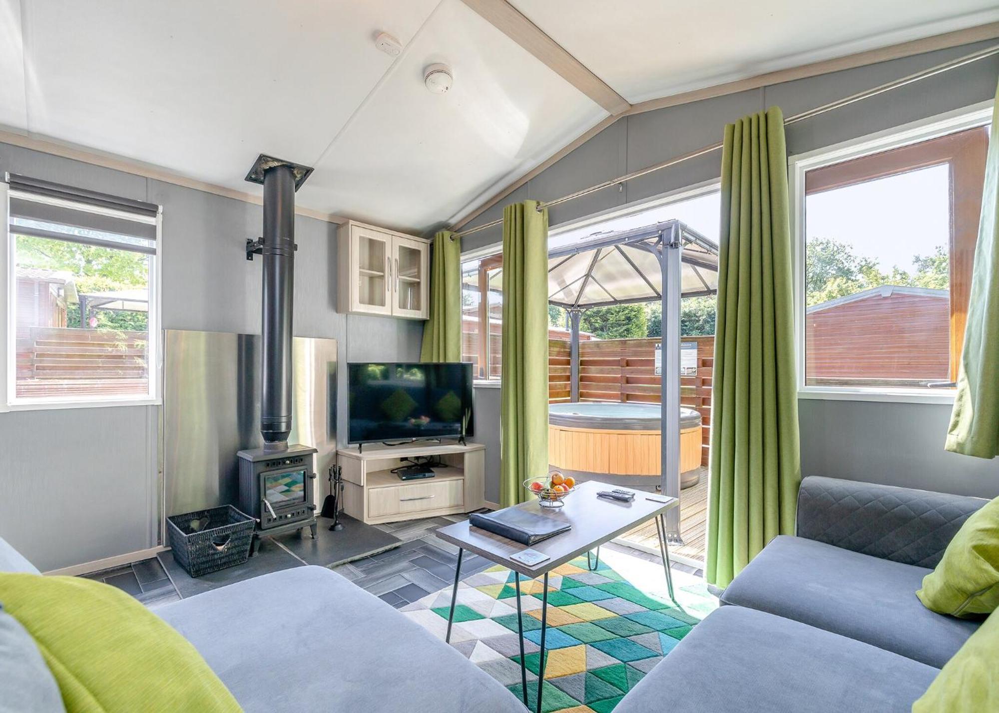 Longnor Wood Holiday Park المظهر الخارجي الصورة