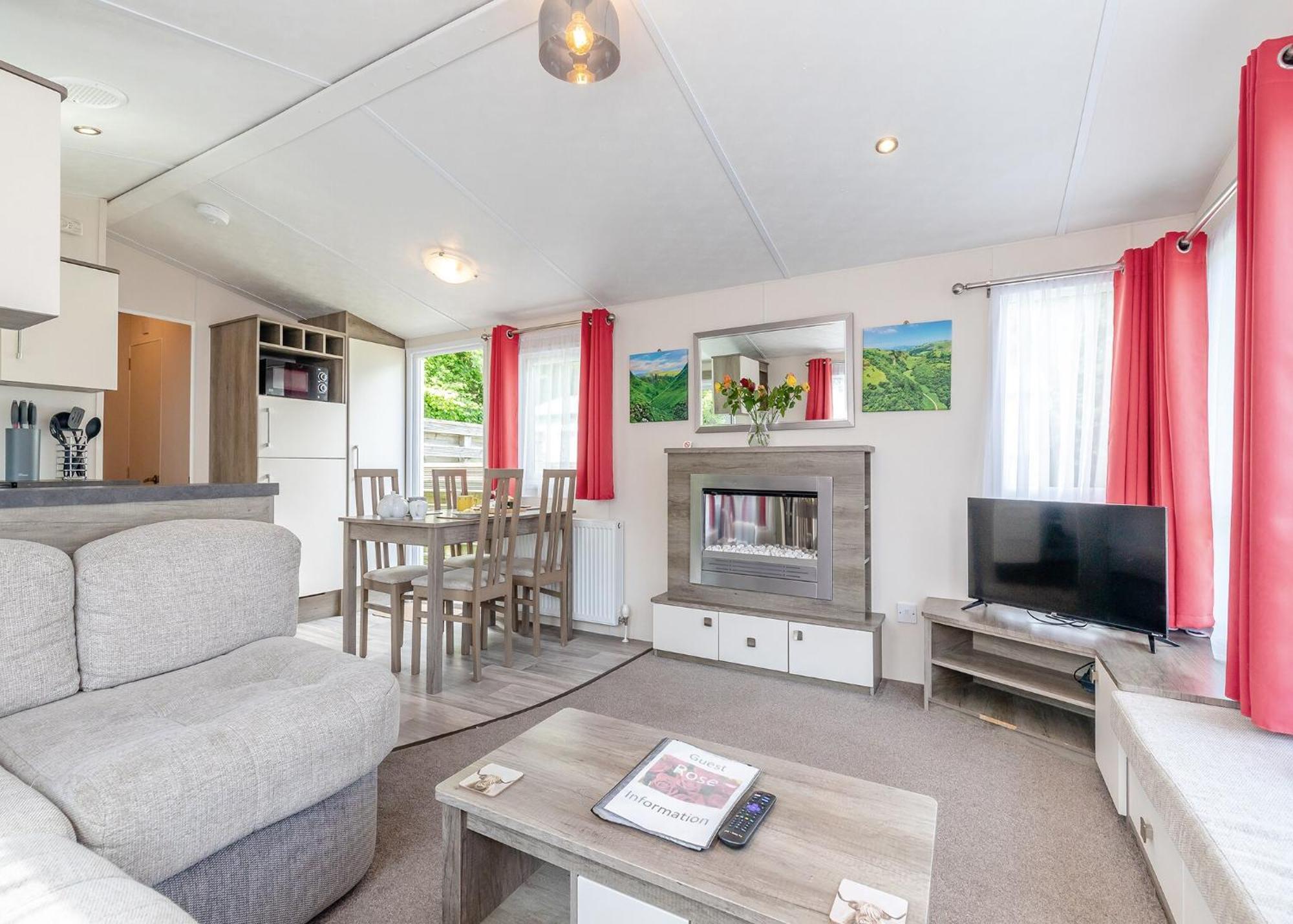Longnor Wood Holiday Park المظهر الخارجي الصورة