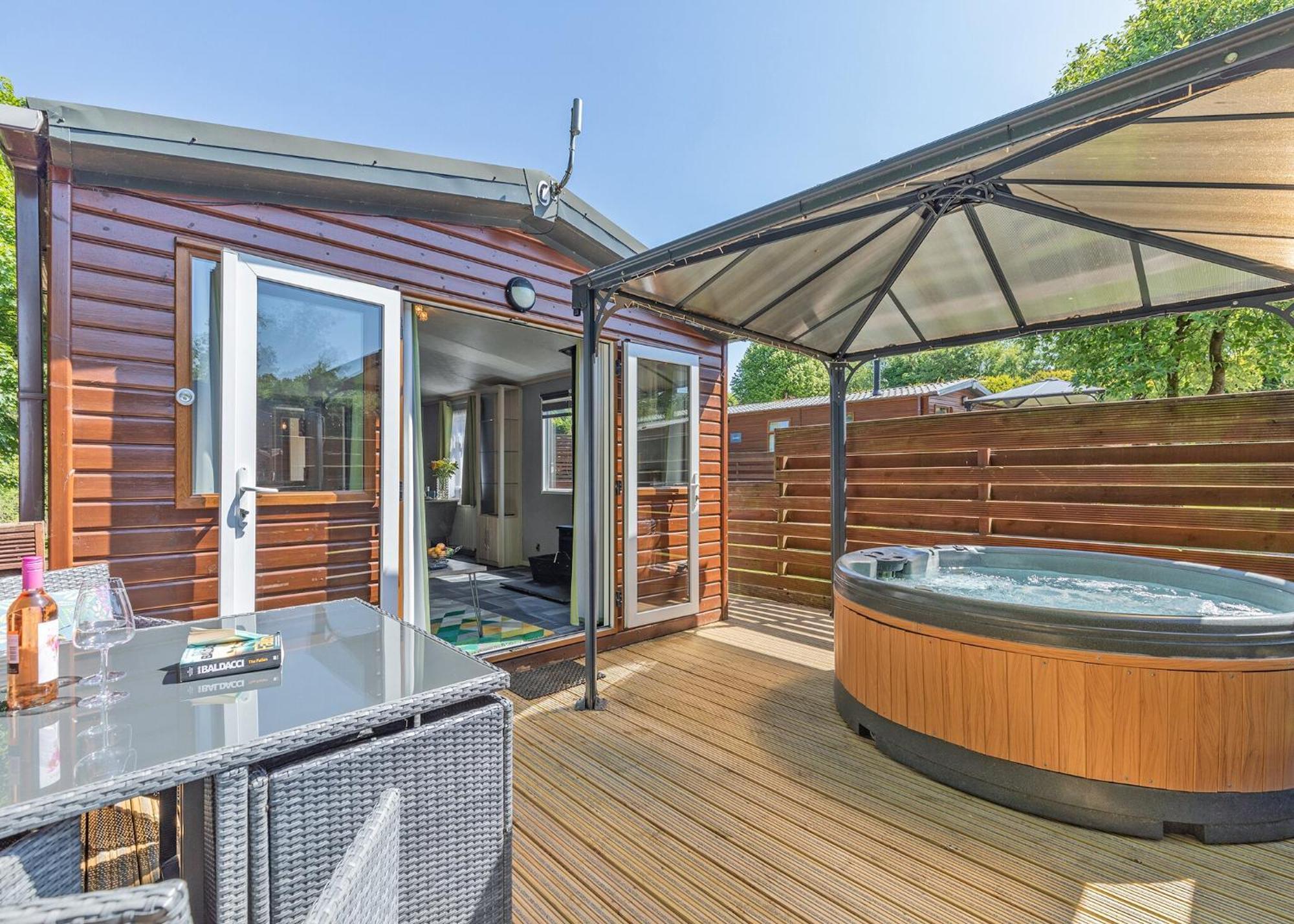 Longnor Wood Holiday Park المظهر الخارجي الصورة
