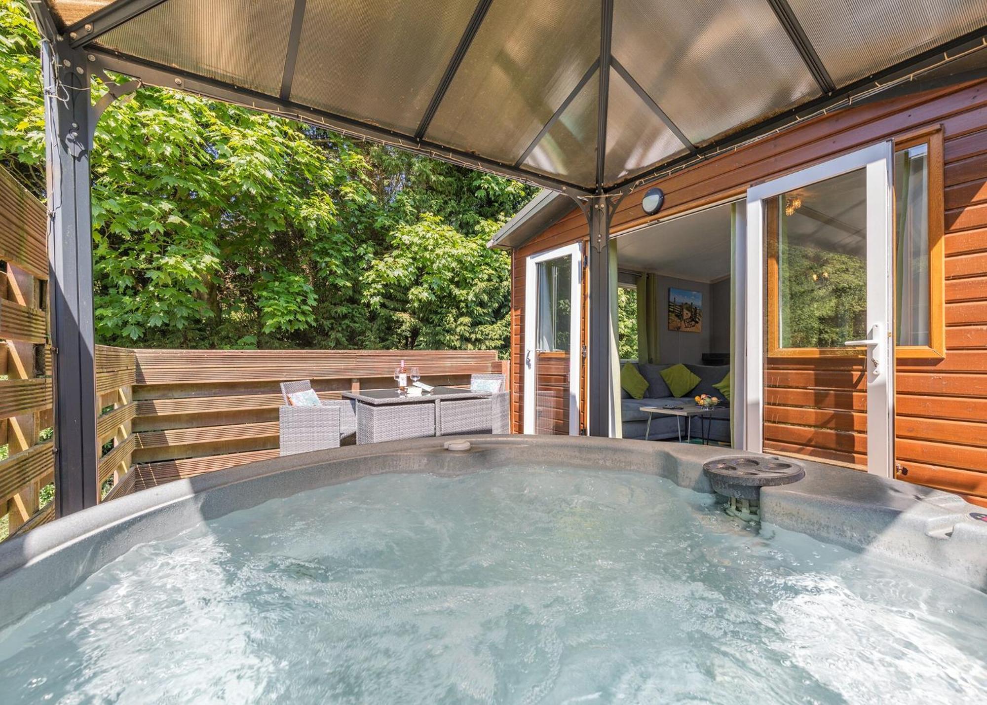 Longnor Wood Holiday Park المظهر الخارجي الصورة