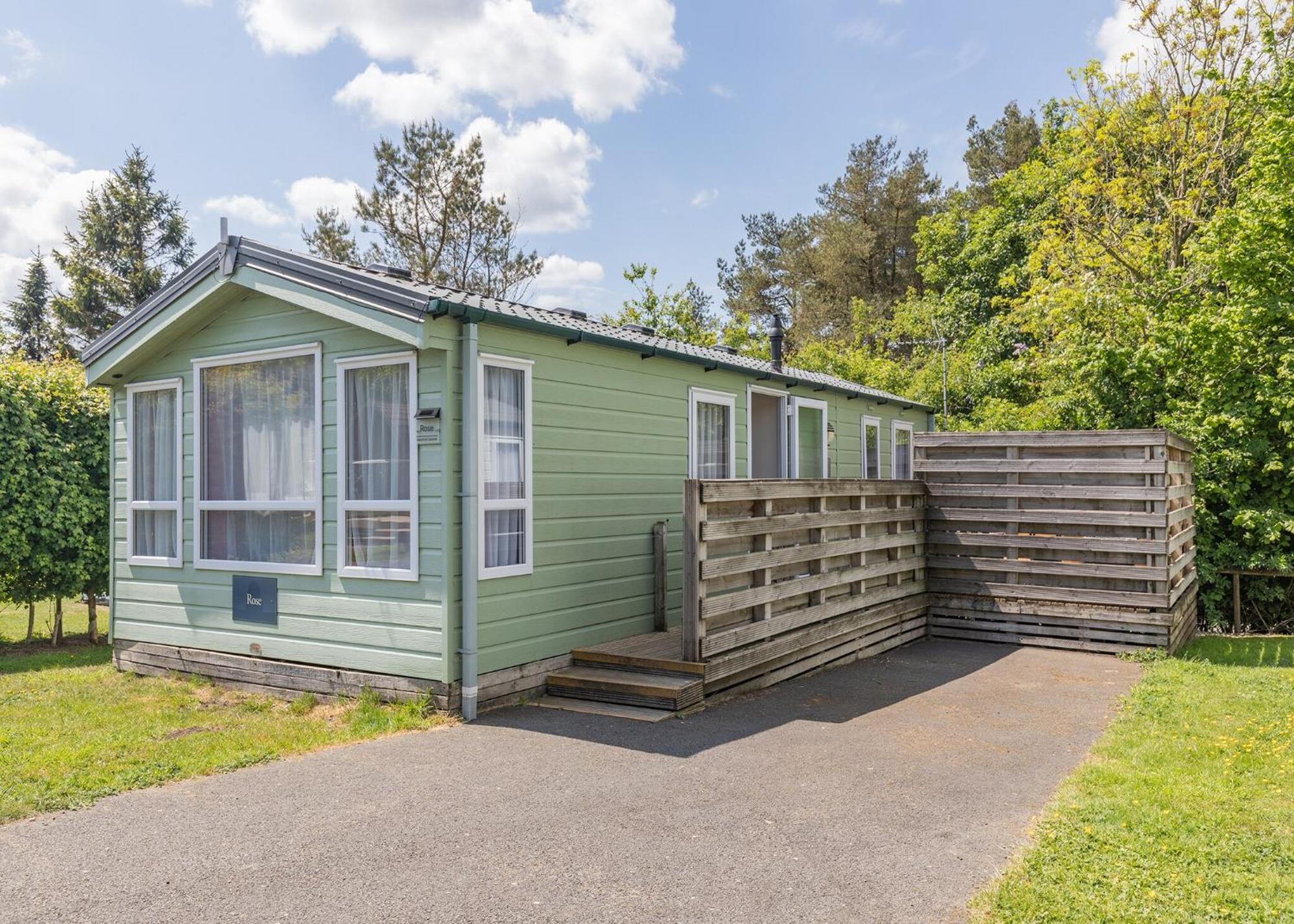 Longnor Wood Holiday Park المظهر الخارجي الصورة